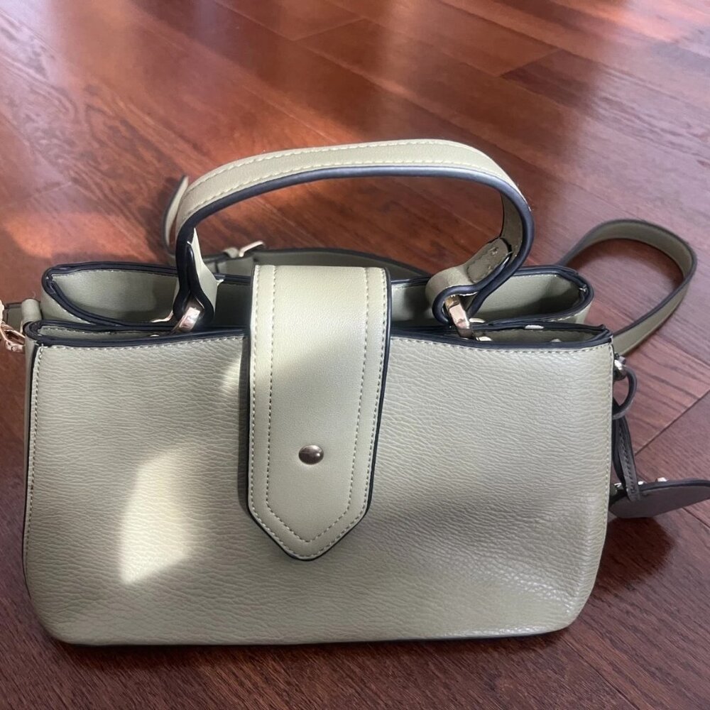 Women's Isabelle Stylish Crossbody Bag Green